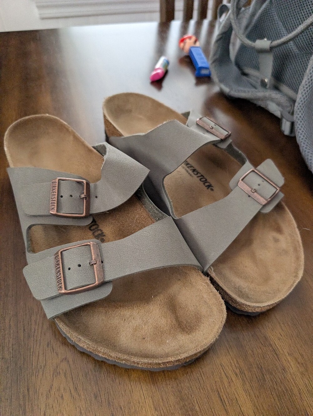 [NWOT] Birkenstock | Arizona Birkibuc in Stone color